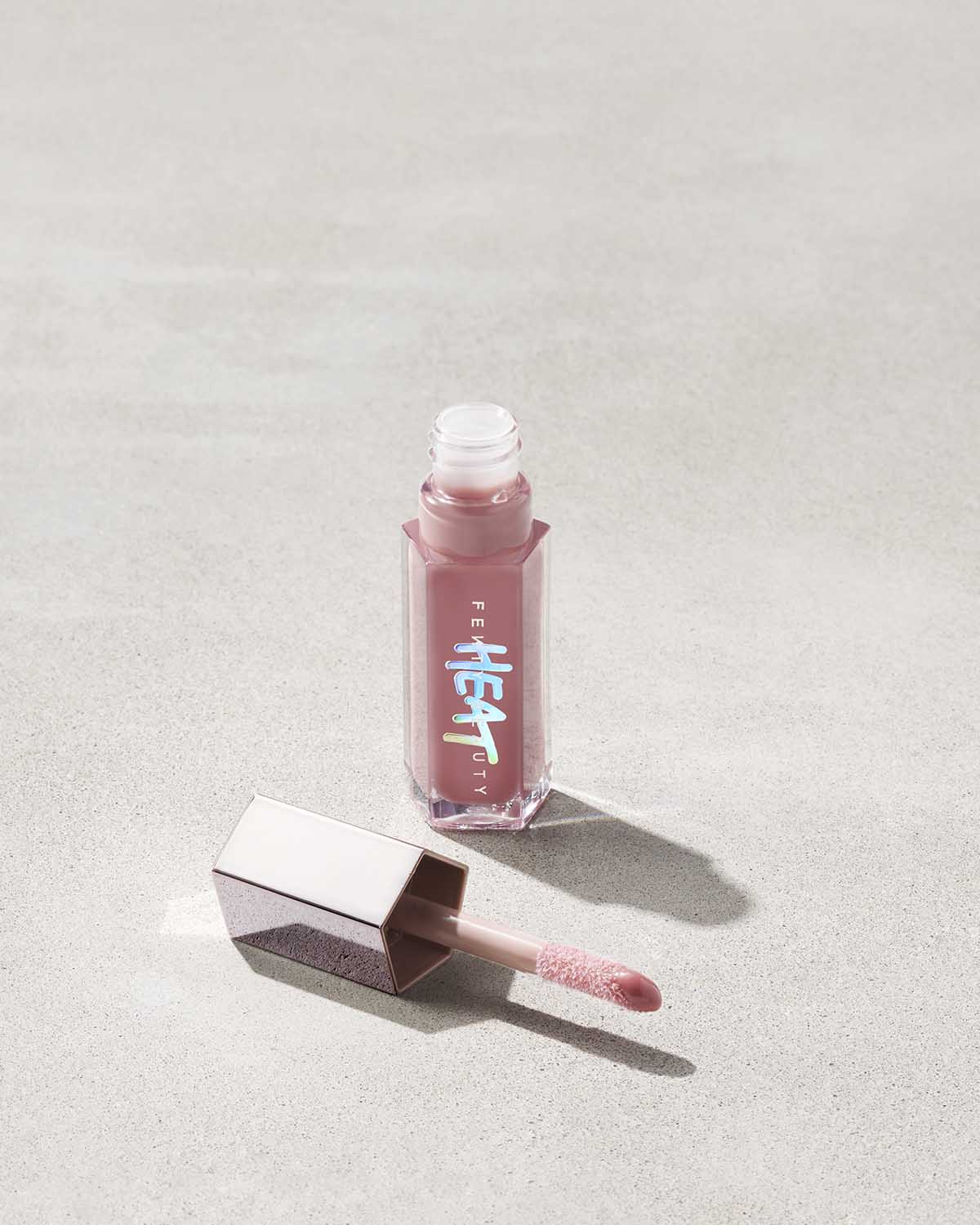 Fenty Beauty Gloss Bomb Heat Universal Lip Luminizer Plumper Fu$$Y Heat