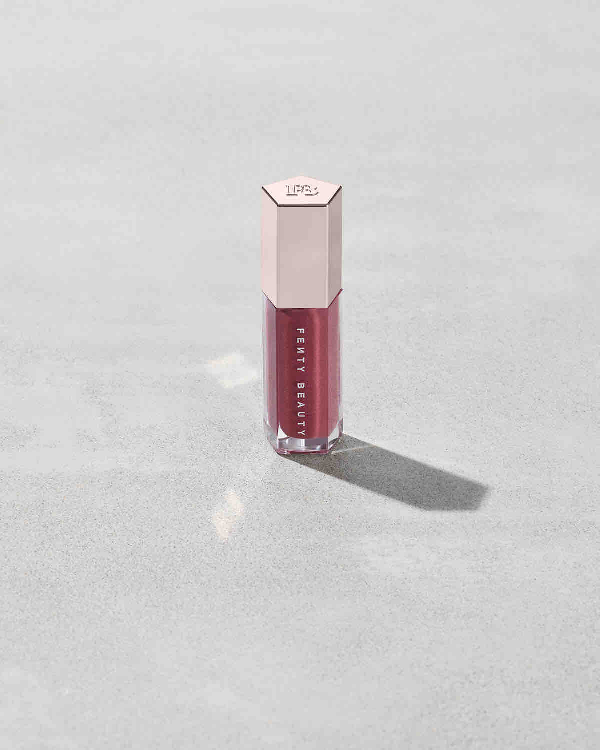FENTY BEAUTY GLOSS BOMB UNIVERSAL LIP LUMINIZER RIRI 9ml