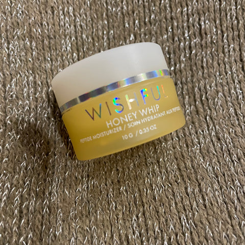 Huda Beauty Wishful Honey Whip Peptide Moisturizer