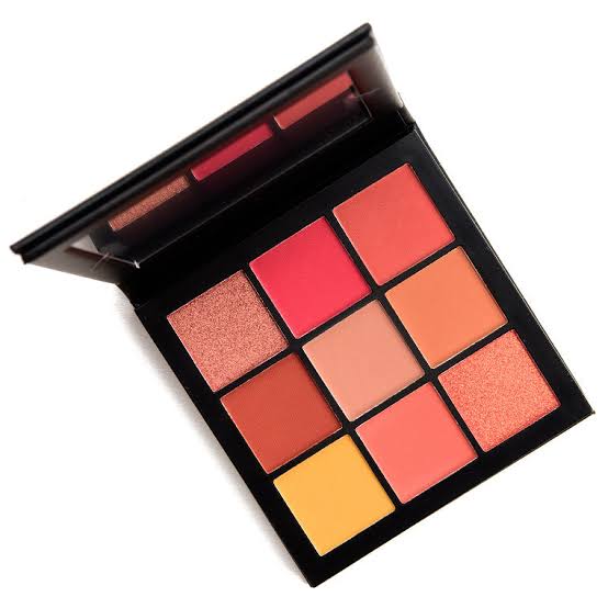 Huda Beauty Coral Obsessions